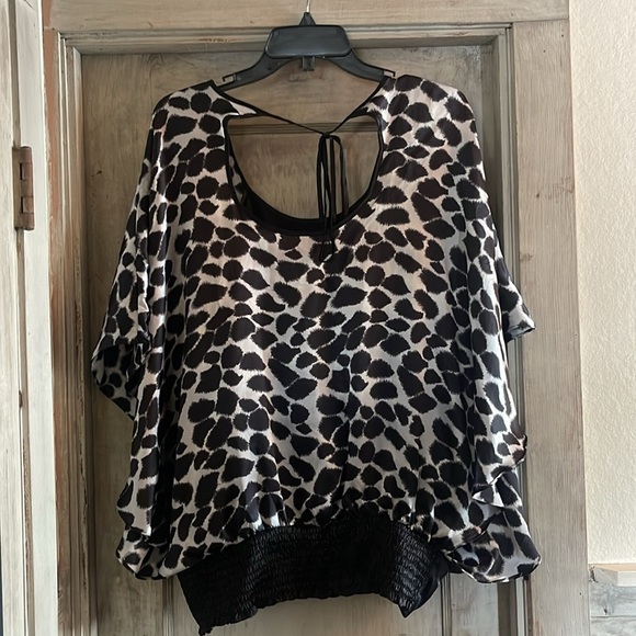Kenar - oversized black & white 100% silk top - size L - Picture 2 of 4